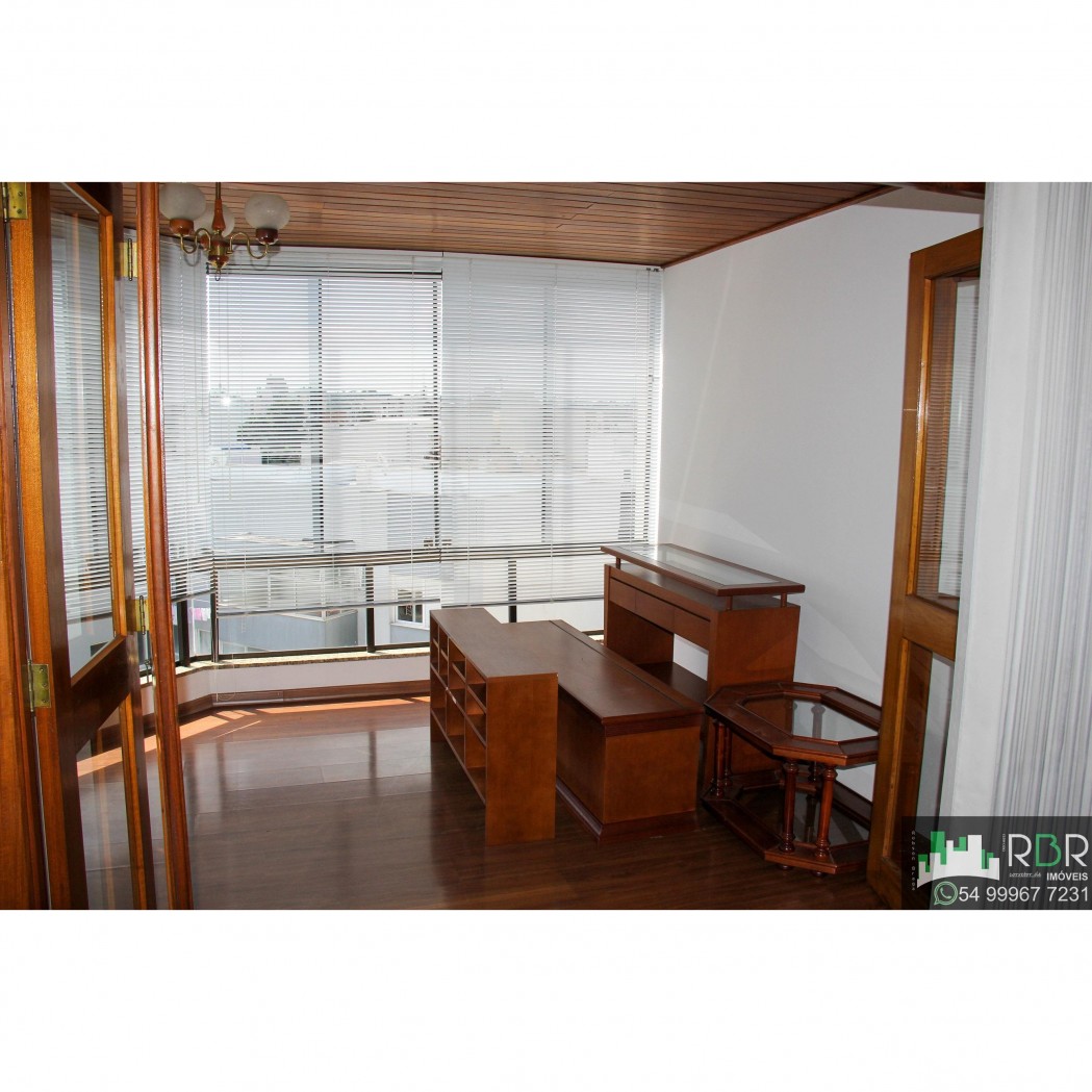 RBR Imóveis - Vende Cobertura Duplex no Pio X