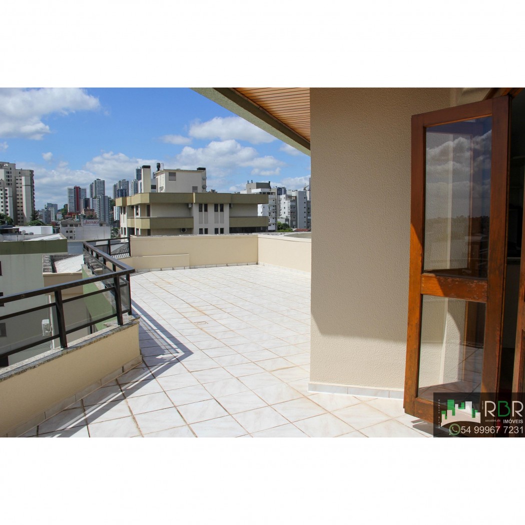 RBR Imóveis - Vende Cobertura Duplex no Pio X