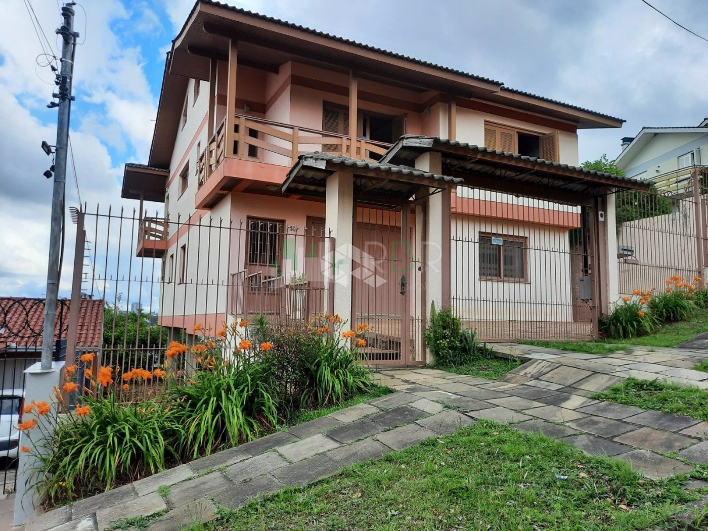 Casa 3 quartos para Venda no bairro Colina Sorriso em Caxias do Sul
