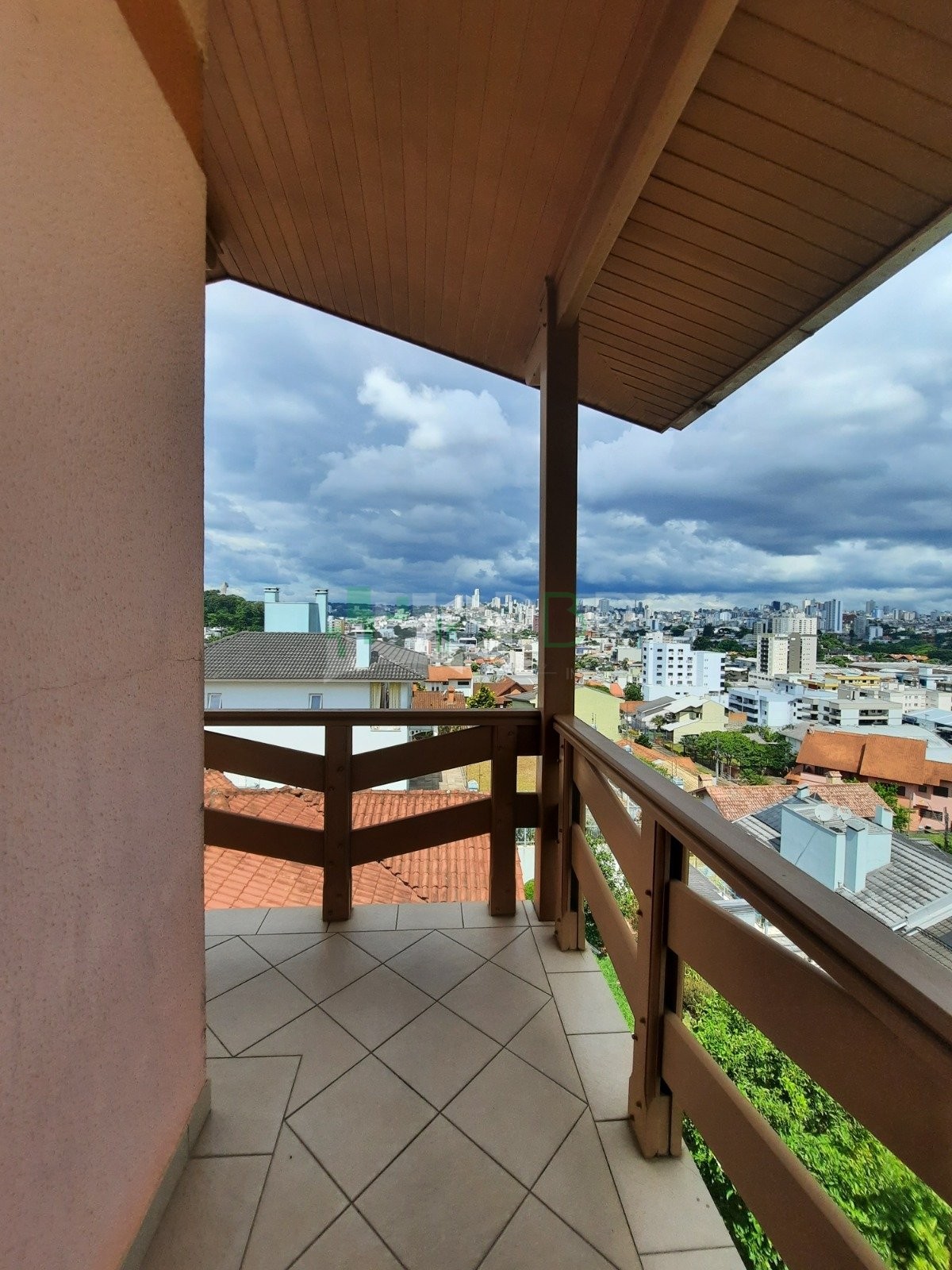 Casa 3 quartos para Venda no bairro Colina Sorriso em Caxias do Sul