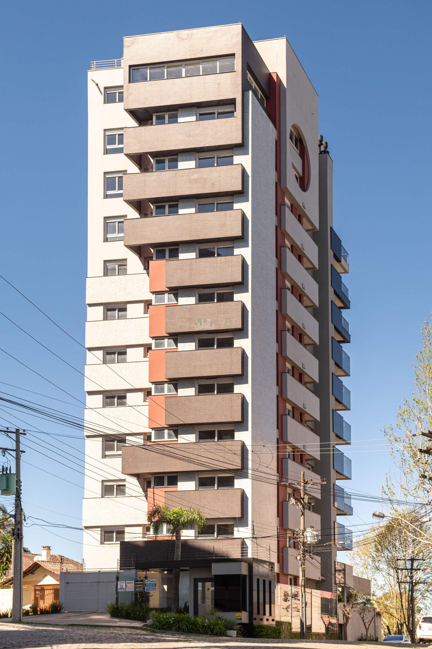 RBR IMÓVEIS - VENDE PALAZZO CATENA ALTA - 3 SUÍTES NO ALTOS DO JUVENIL